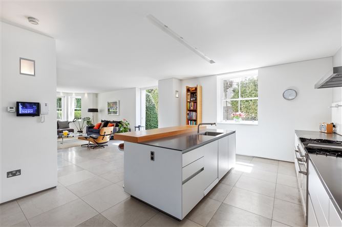 Burnham, 4 Queens Park, Monkstown, Co. Dublin