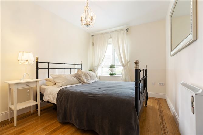 125 Harcourt Green, Charlemont, Dublin 2