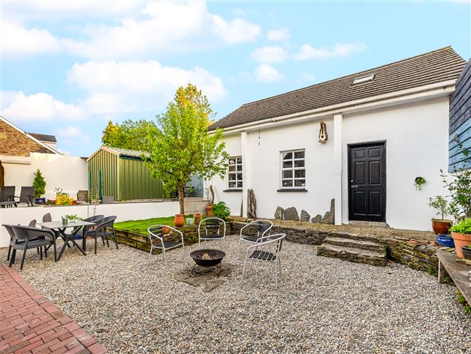 7  Stephen Street, Dunlavin, Wicklow