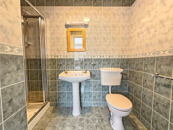 5 Dun Na Ri, Tobarteascain, Ennis, Co. Clare