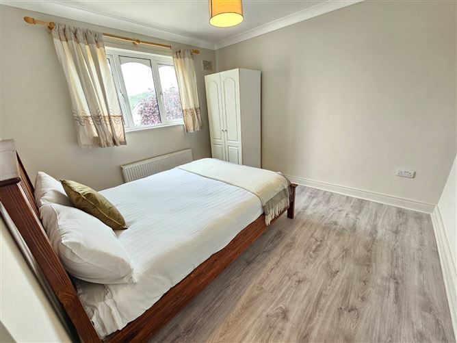 5 Dun Na Ri, Tobarteascain, Ennis, Co. Clare
