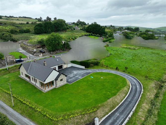 Meenoline South, Templeglantine, Limerick