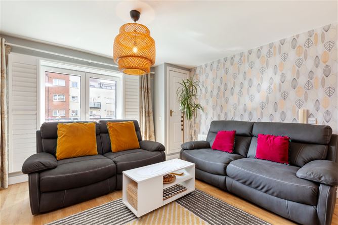 Apt, 88 Mayeston Square, Finglas, Dublin 11