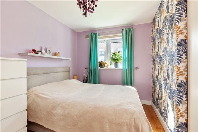 Apt, 88 Mayeston Square, Finglas, Dublin 11