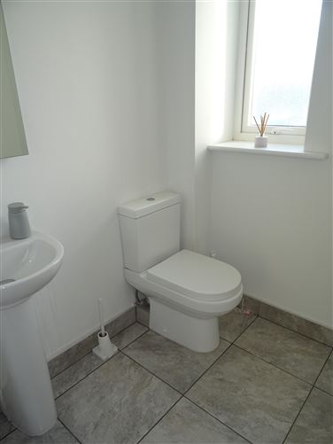 24 The Grange, Donegal Town , Donegal Town, Donegal