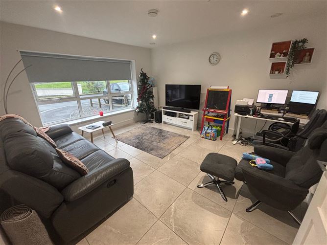 24 The Grange, Donegal Town , Donegal Town, Donegal