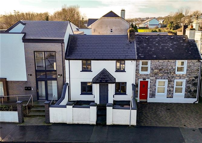 23 Upper Newcastle Road, Newcastle, Galway