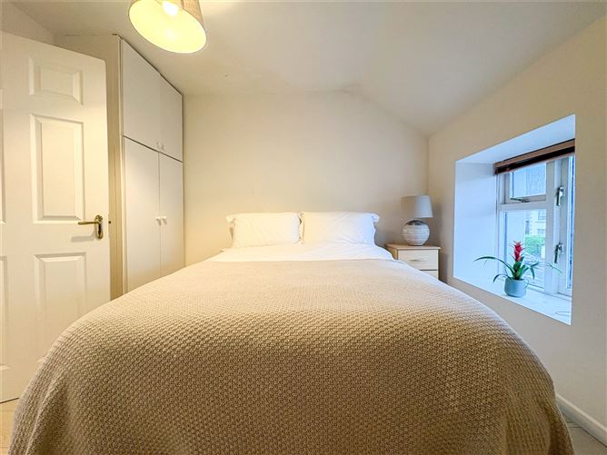 23 Upper Newcastle Road, Newcastle, Galway