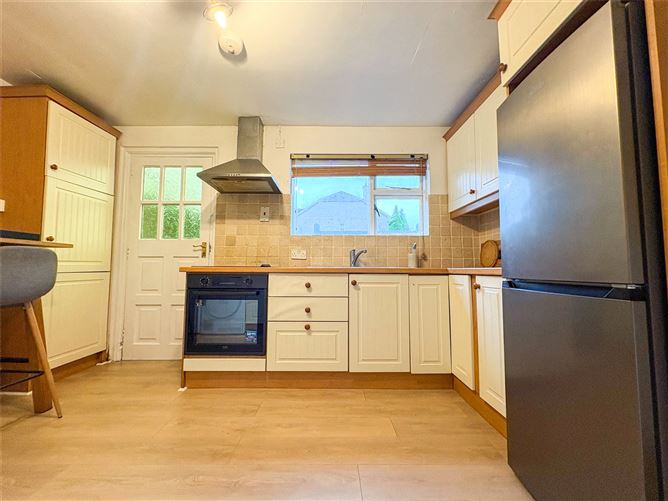 23 Upper Newcastle Road, Newcastle, Galway