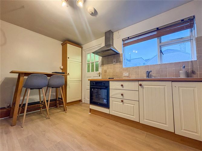 23 Upper Newcastle Road, Newcastle, Galway