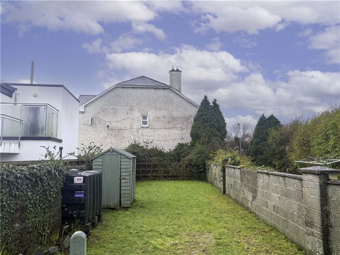 23 Upper Newcastle Road, Newcastle, Galway