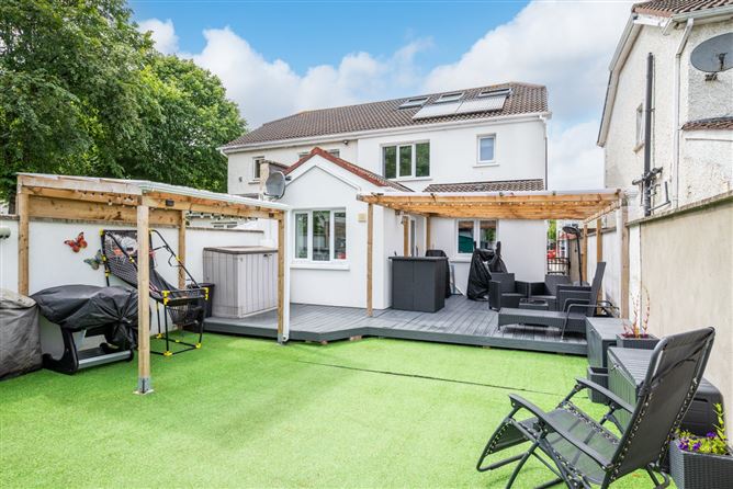 Photo 26 of 28 — 27 Earlsfort Close, Lucan, Co. Dublin