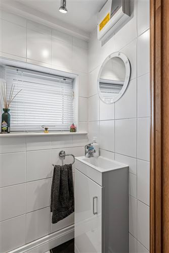 Photo 12 of 28 — 27 Earlsfort Close, Lucan, Co. Dublin