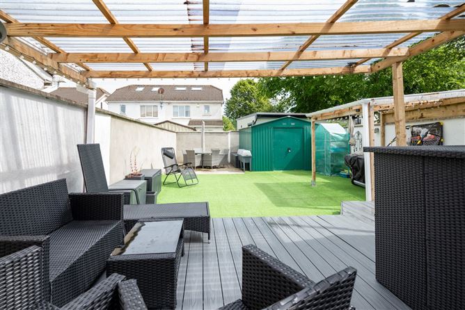 Photo 25 of 28 — 27 Earlsfort Close, Lucan, Co. Dublin