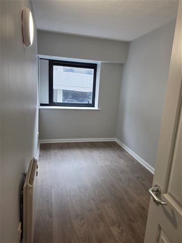 Photo 10 of 17 — APARTMENT 110 MOUNT KENNETT APARTMENTS MOUNT KENNETT PLACE DOCK ROAD, City Centre (Limerick), Limerick City