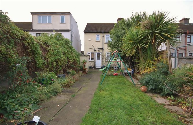 7 St Peters Road, Walkinstown, Dublin 12