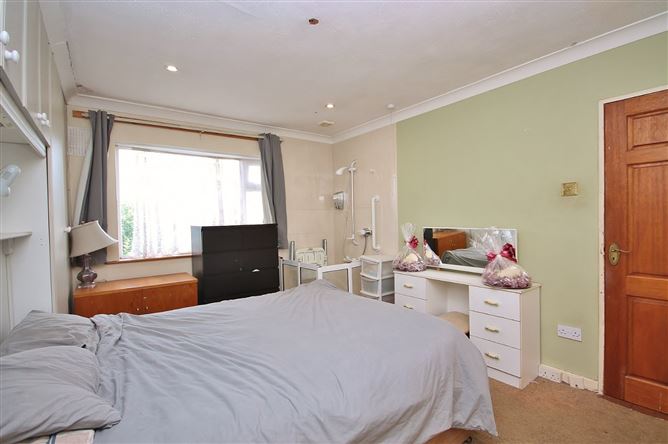 7 St Peters Road, Walkinstown, Dublin 12