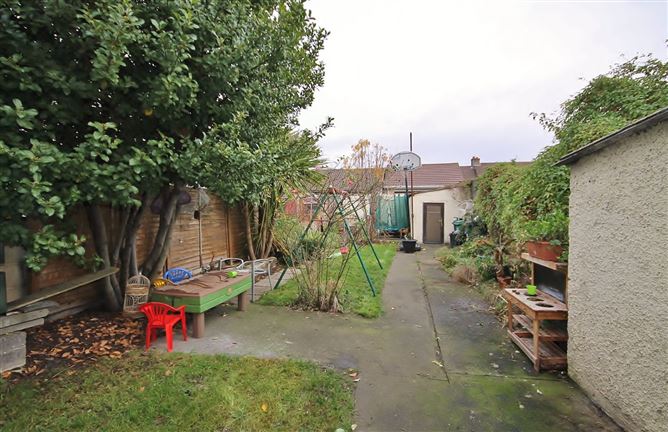 7 St Peters Road, Walkinstown, Dublin 12