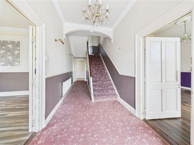 2 Sweetbriar Park, Tramore, Co. Waterford