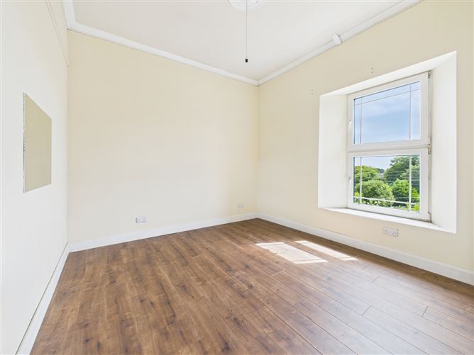 2 Sweetbriar Park, Tramore, Co. Waterford