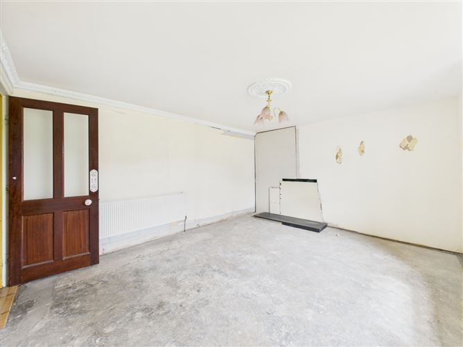 2 Sweetbriar Park, Tramore, Co. Waterford