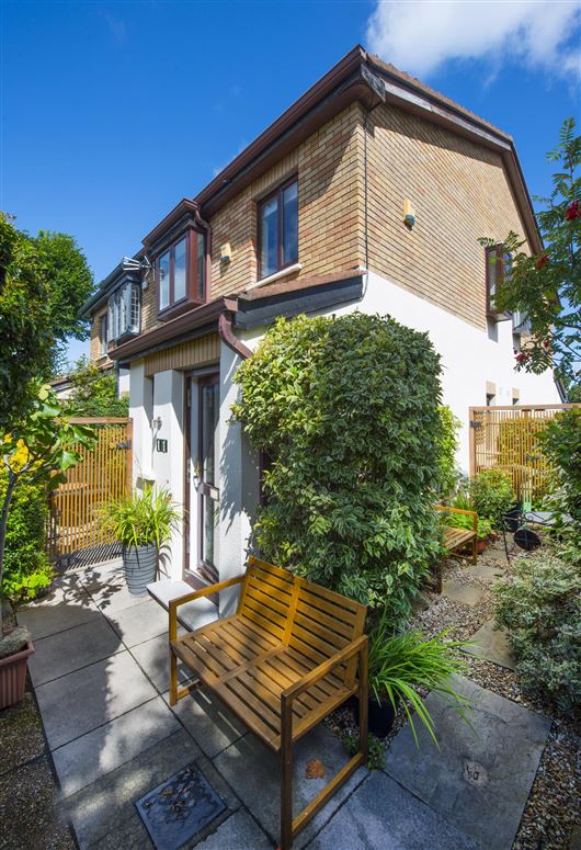 11 Arkendale Woods, Glenageary, Dublin