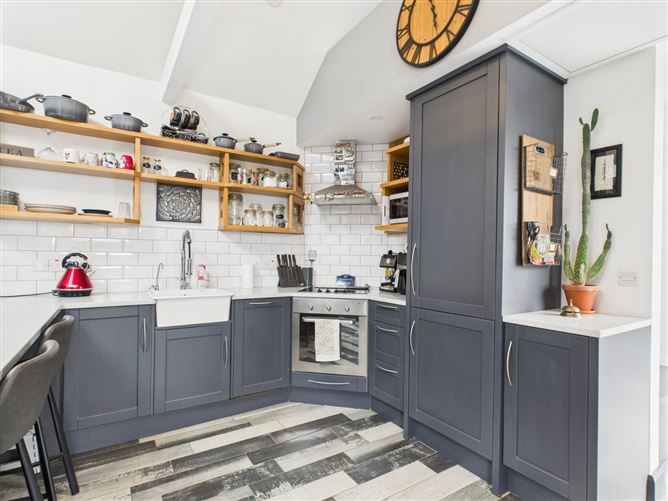 Stone Wall Cottage, Newtown, Kilbeggan, Co. Westmeath