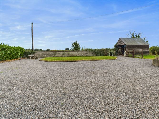 Stone Wall Cottage, Newtown, Kilbeggan, Co. Westmeath
