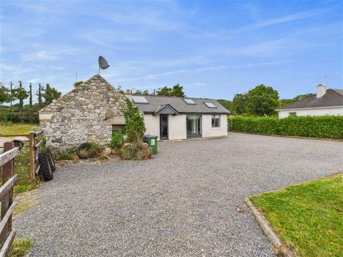 Stone Wall Cottage, Newtown, Kilbeggan, Co. Westmeath