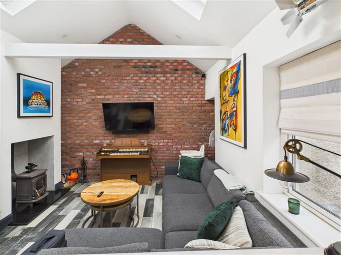 Stone Wall Cottage, Newtown, Kilbeggan, Co. Westmeath