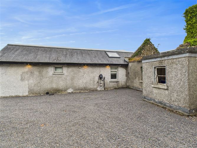 Stone Wall Cottage, Newtown, Kilbeggan, Co. Westmeath