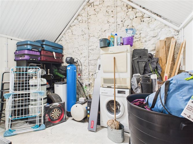 Stone Wall Cottage, Newtown, Kilbeggan, Co. Westmeath