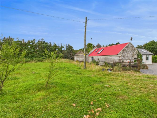 Stone Wall Cottage, Newtown, Kilbeggan, Co. Westmeath