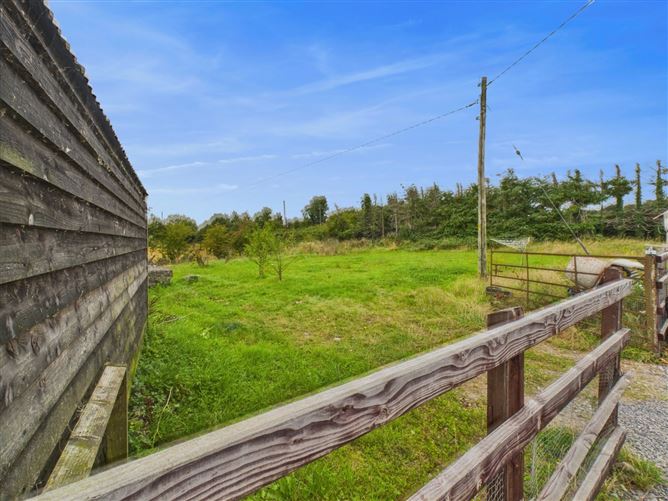 Stone Wall Cottage, Newtown, Kilbeggan, Co. Westmeath