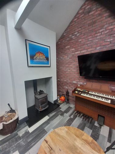 Stone Wall Cottage, Newtown, Kilbeggan, Co. Westmeath