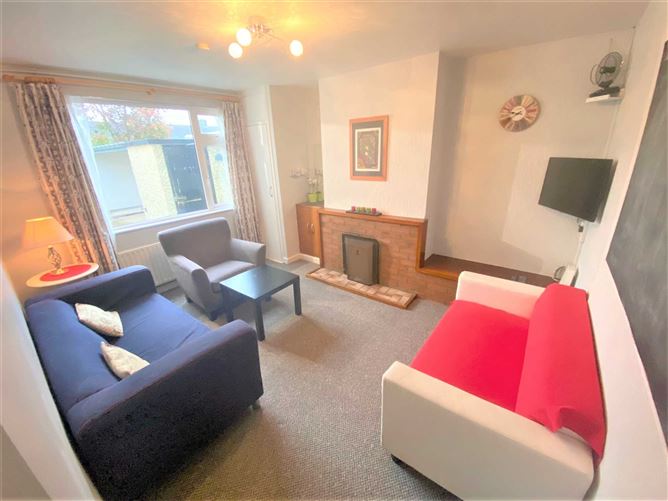 Wellmount Road, Finglas, Dublin 11 **Short Term Let**