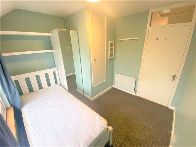 Wellmount Road, Finglas, Dublin 11 **Short Term Let**