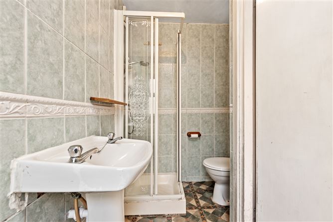 Photo 11 of 17 — 6 Abbey View, New Ross, Co. Wexford