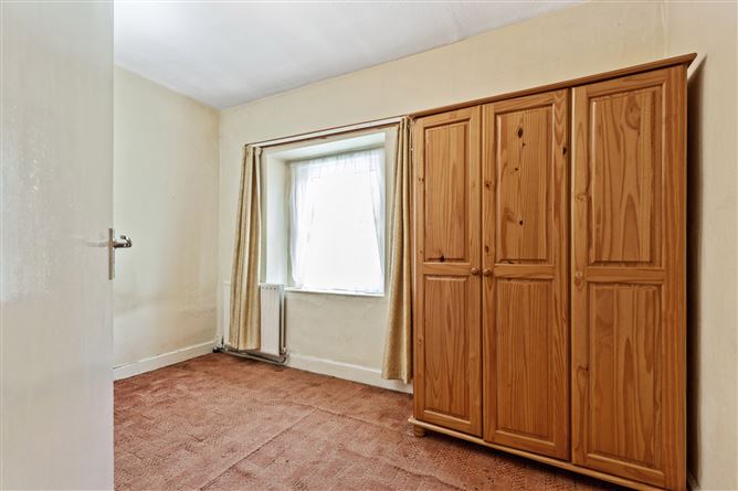 Photo 13 of 17 — 6 Abbey View, New Ross, Co. Wexford