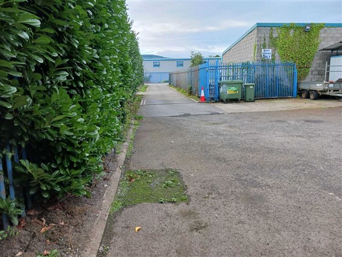 AC Crash Repairs Unit, Cashel Road Industrial Estate, Cashel Road, Clonmel, Co. Tipperary