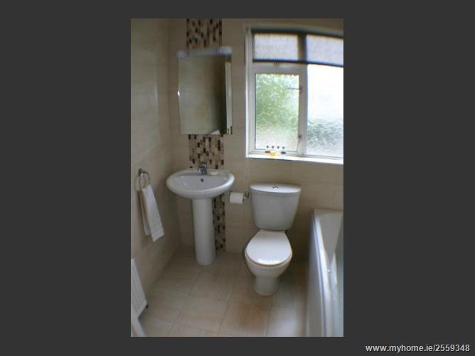 24 Woodview Heights, Lucan,  Dublin West