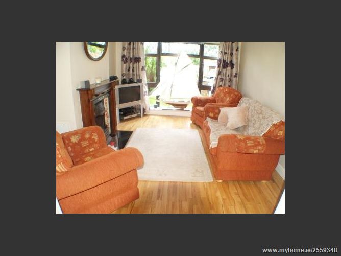 24 Woodview Heights, Lucan,  Dublin West