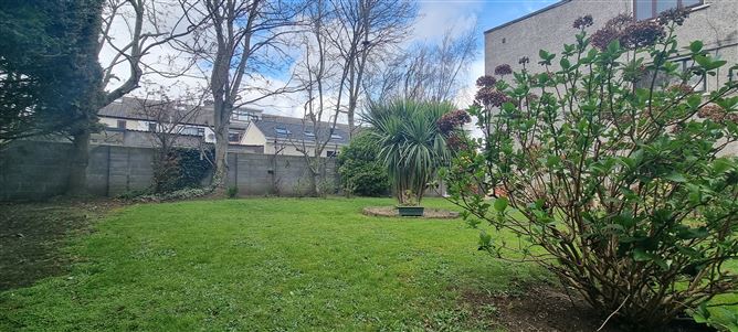 7 Wellington Court , Perrystown,   Dublin 12