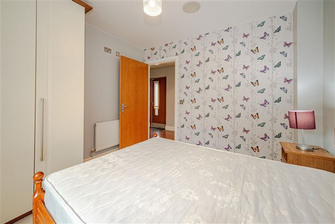 4 The Paddocks Grove , Adamstown , Lucan, Dublin