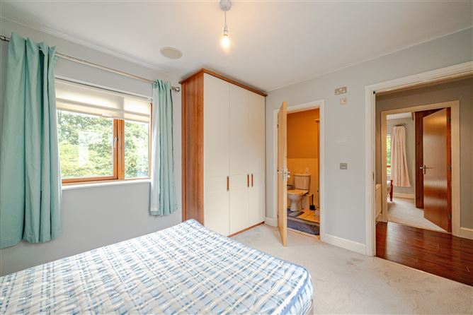 4 The Paddocks Grove , Adamstown , Lucan, Dublin