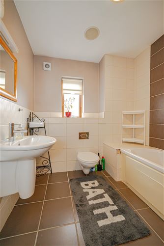 4 The Paddocks Grove , Adamstown , Lucan, Dublin