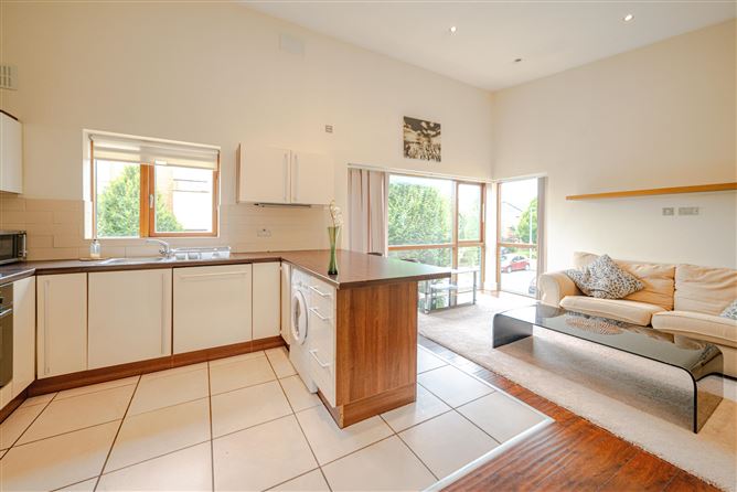 4 The Paddocks Grove , Adamstown , Lucan, Dublin