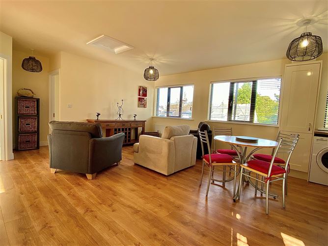 Arc House, Sandyford Village, Sandyford, Dublin 18, Sandyford, Dublin 18
