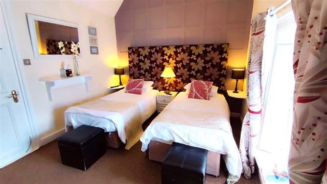 Private, Lake Road, Co. Cork