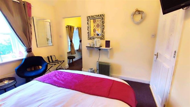 Private, Lake Road, Co. Cork